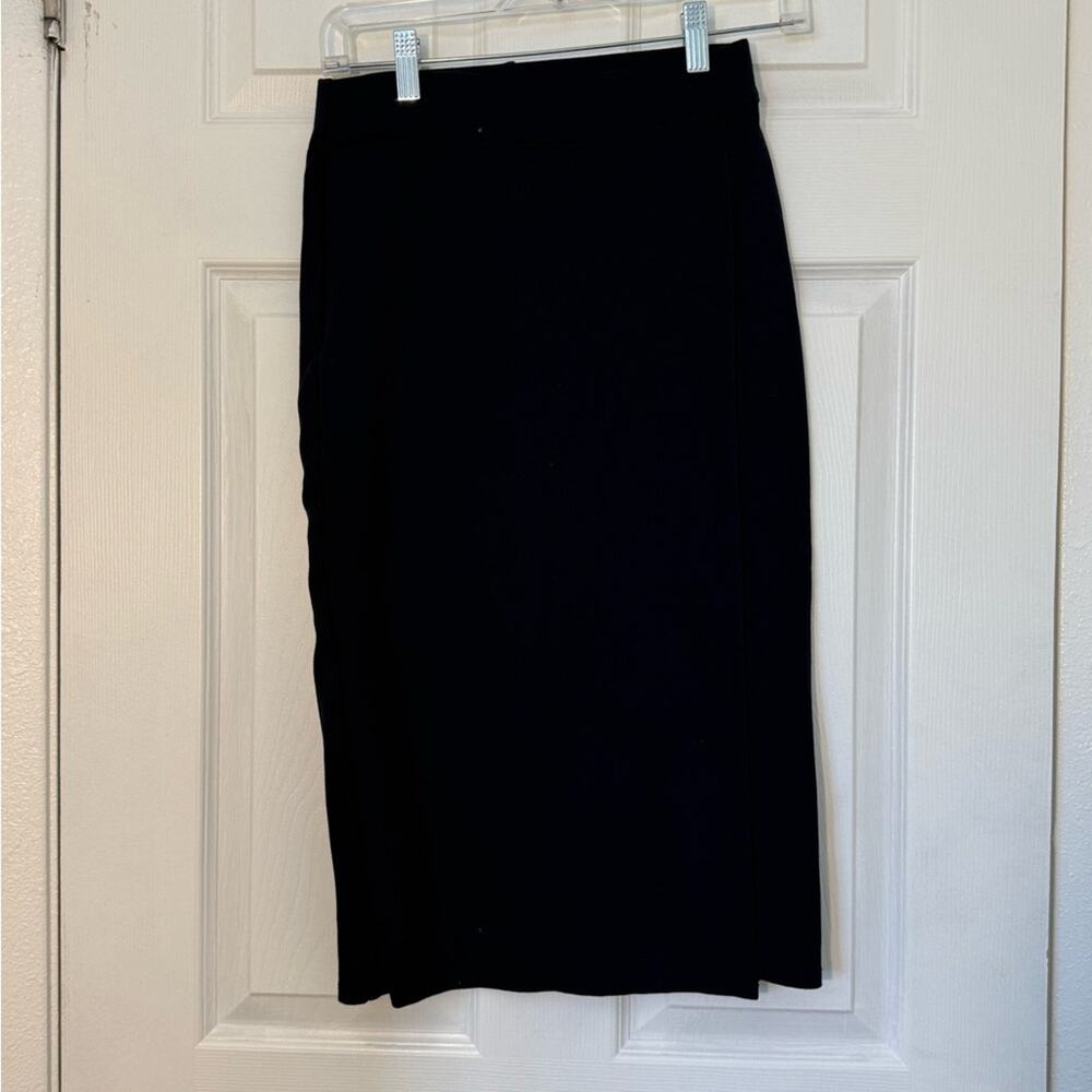 Liz Claiborne Black Pencil Skirt — Winter Weight Office Wear (XS)